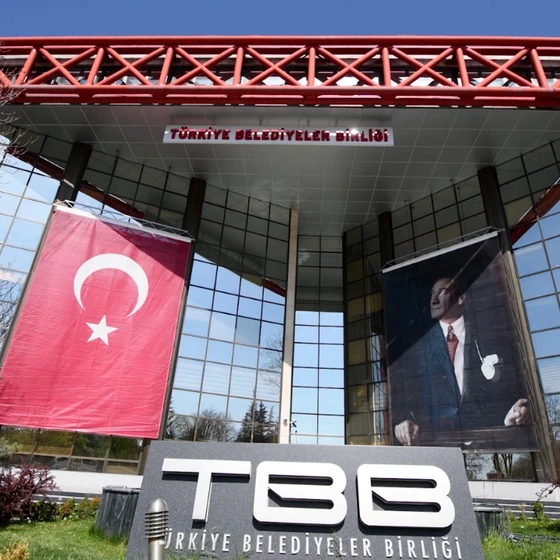 Türkiye Belediyeler Birliği seçimlerinde belediye başkanları arasında "kayyum" gerginliği